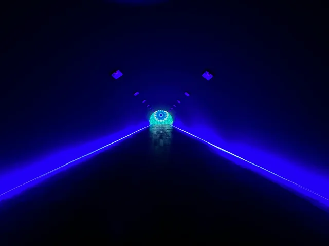 ∞トンネル（無限大トンネル）